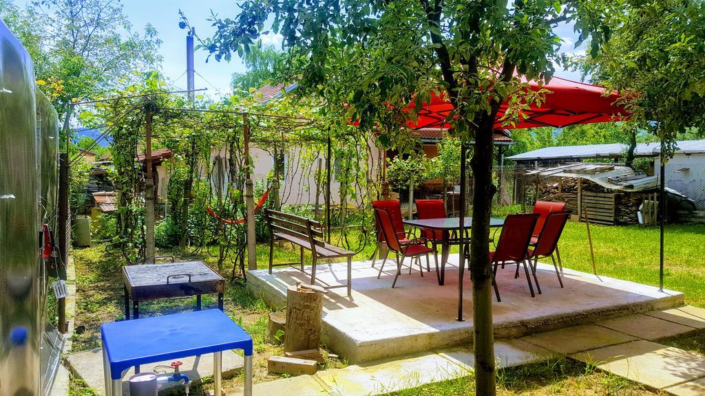 Hotel Vila Alex Călimăneşti Exterior foto